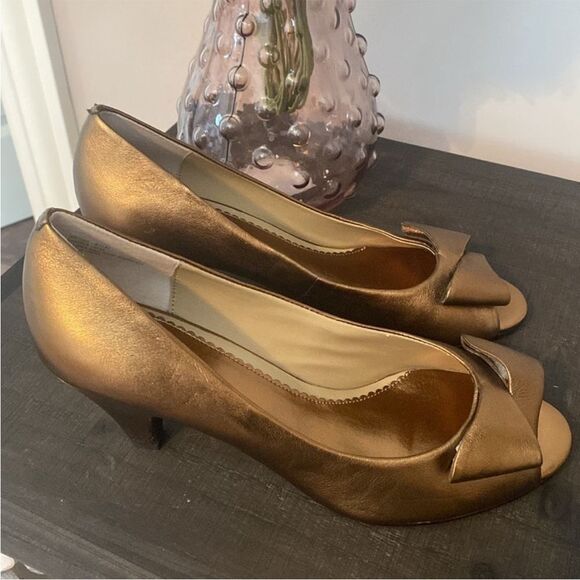 EUC Markon Leather Heels(size 8.5) - Picture 8 of 9